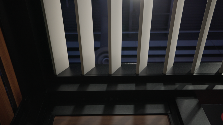 close up shot of the r-breeze louvers